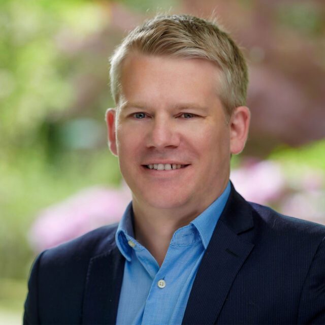 Prof Greg Irving headshot